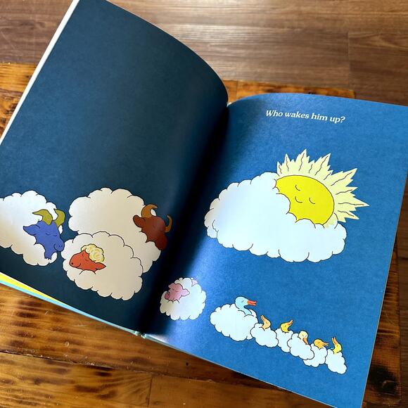 Vintage 1981 Where Does The Sun Go At Night? Hardcover Book - Picture 6 of 10